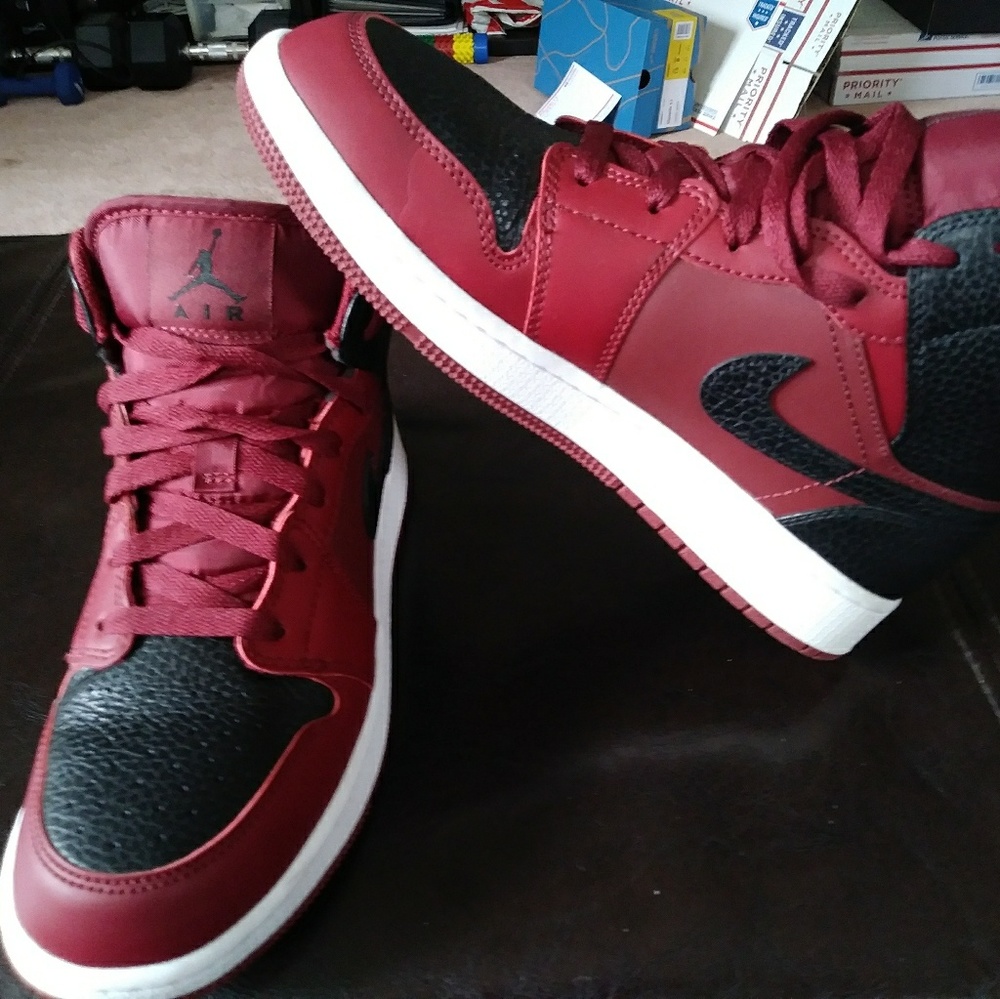 Jordans youth 5.5 size